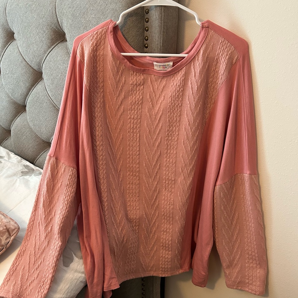 Beautiful Fantastic Fawn top with detail on sleeves & front, oversized fit.